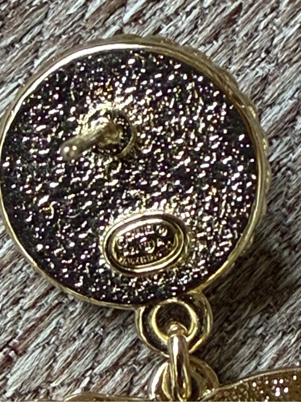 CHANEL Metal Pearl Crystal Coco Script CC Drop Earrings Gold - Picture 4 of 5